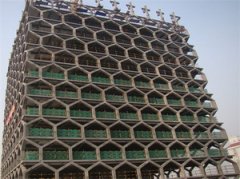 如何提升钢构高层平面形