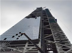 关于钢构高层的竖向布置
